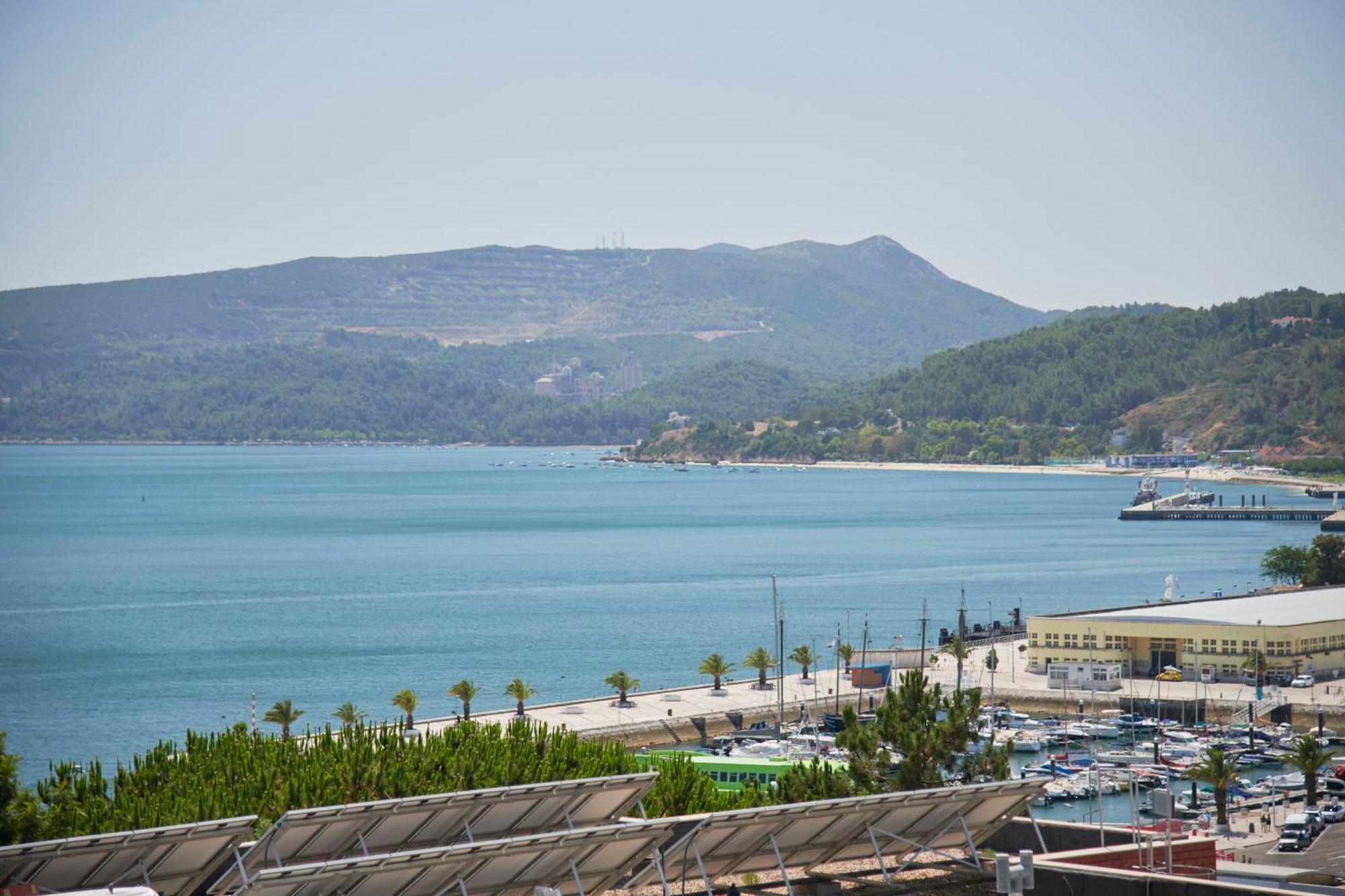 Sunset Bay View, Renovated Apt, By Timecooler Setubal Luaran gambar